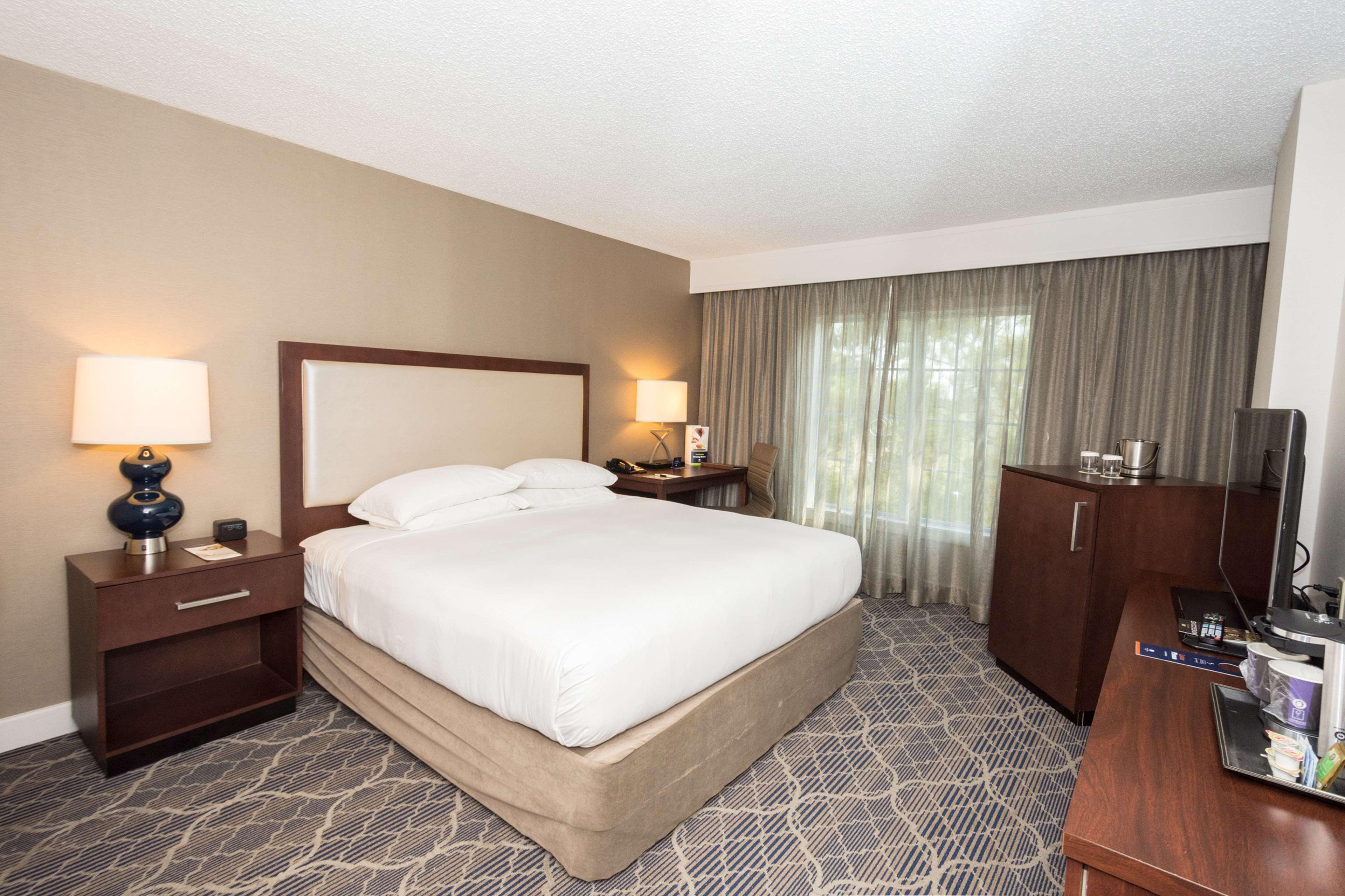 Doubletree Suites By Hilton At The Battery Atlanta Smyrna Zewnętrze zdjęcie