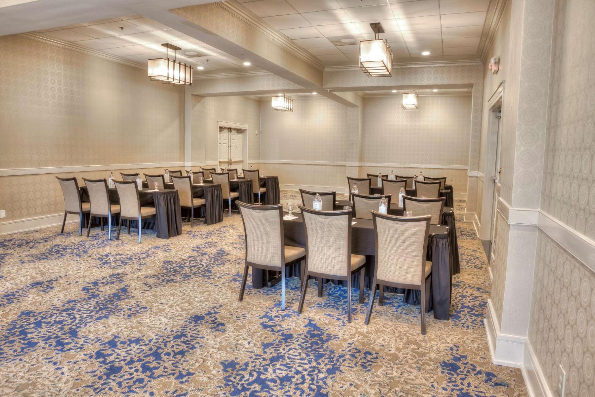 Doubletree Suites By Hilton At The Battery Atlanta Smyrna Zewnętrze zdjęcie
