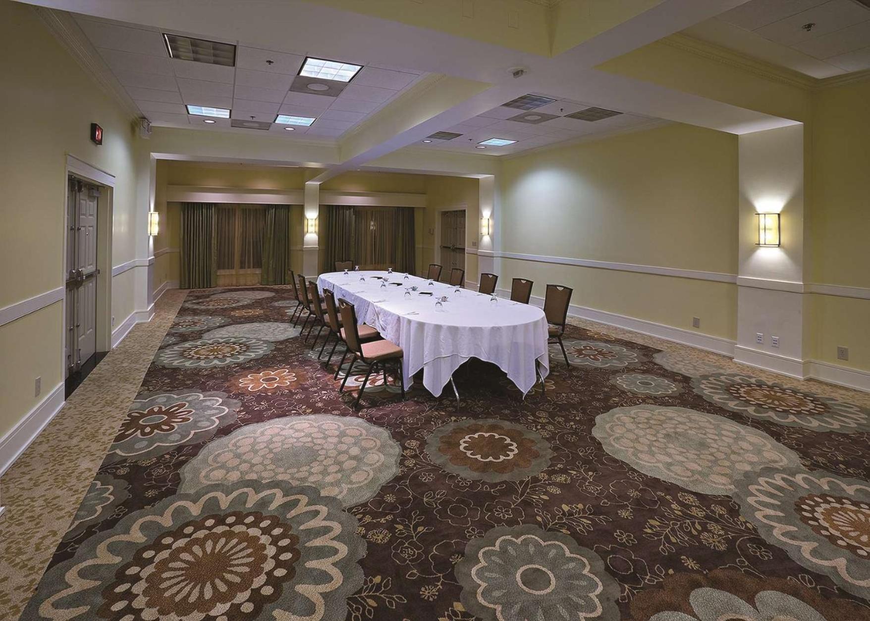 Doubletree Suites By Hilton At The Battery Atlanta Smyrna Zewnętrze zdjęcie