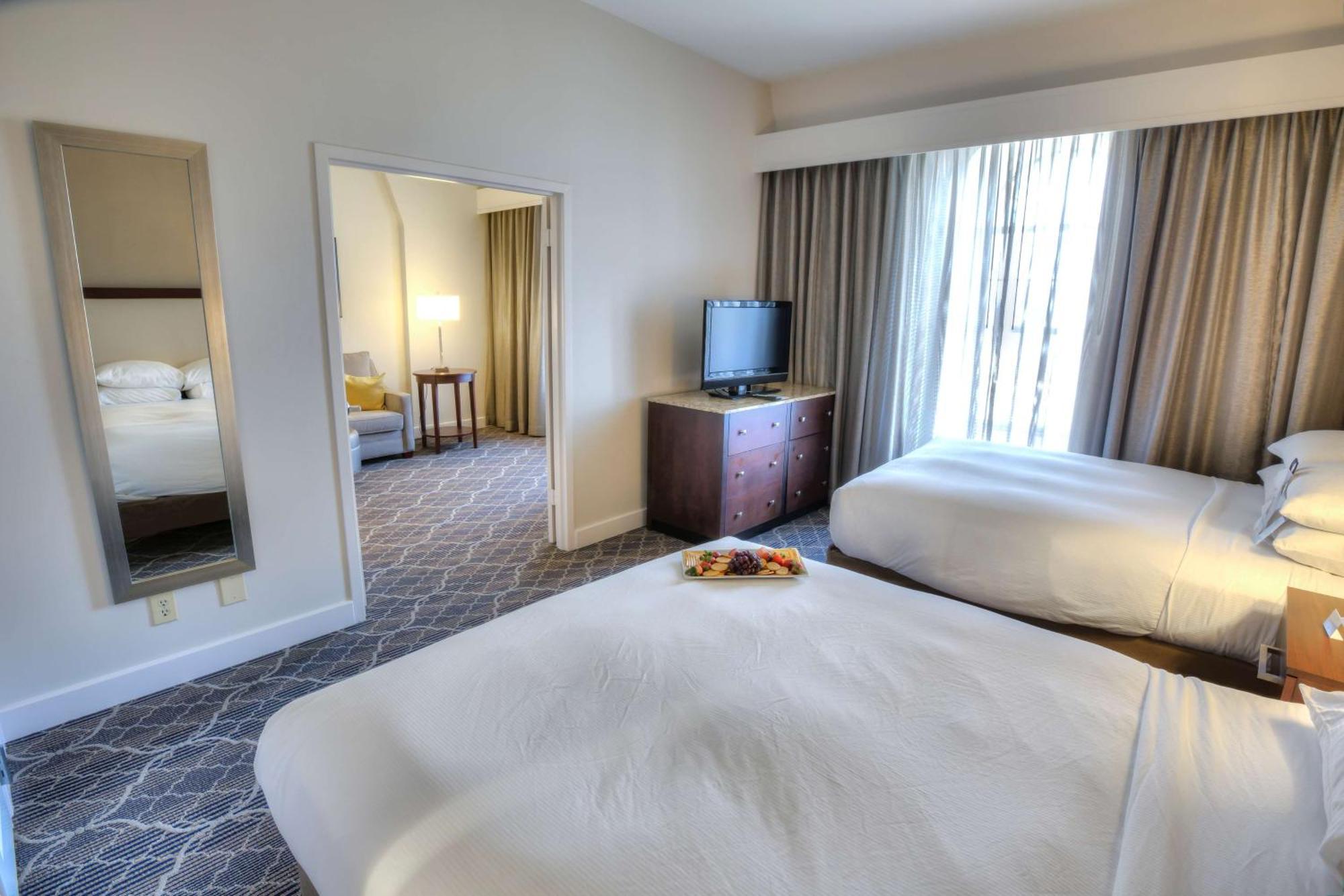 Doubletree Suites By Hilton At The Battery Atlanta Smyrna Zewnętrze zdjęcie