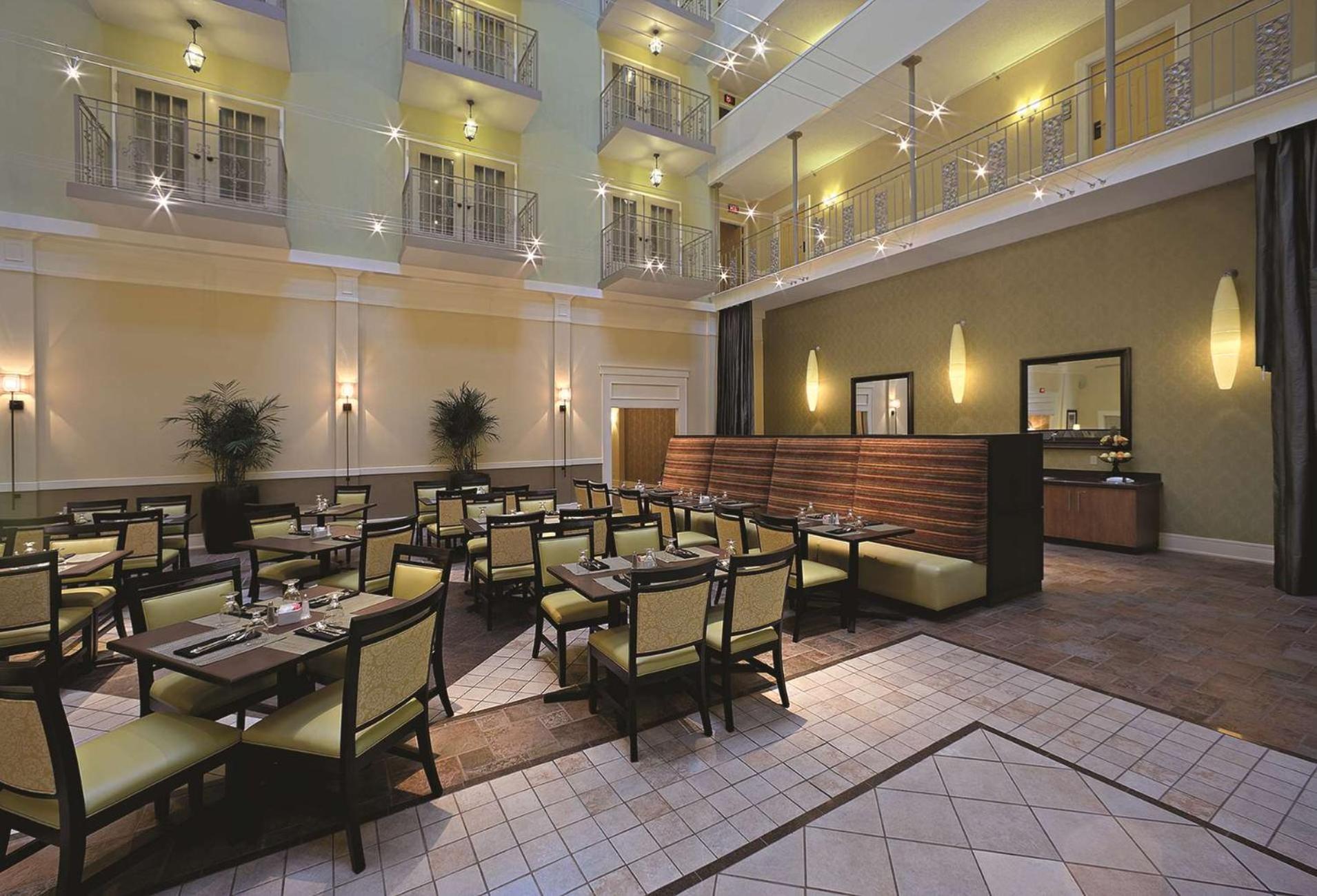 Doubletree Suites By Hilton At The Battery Atlanta Smyrna Zewnętrze zdjęcie