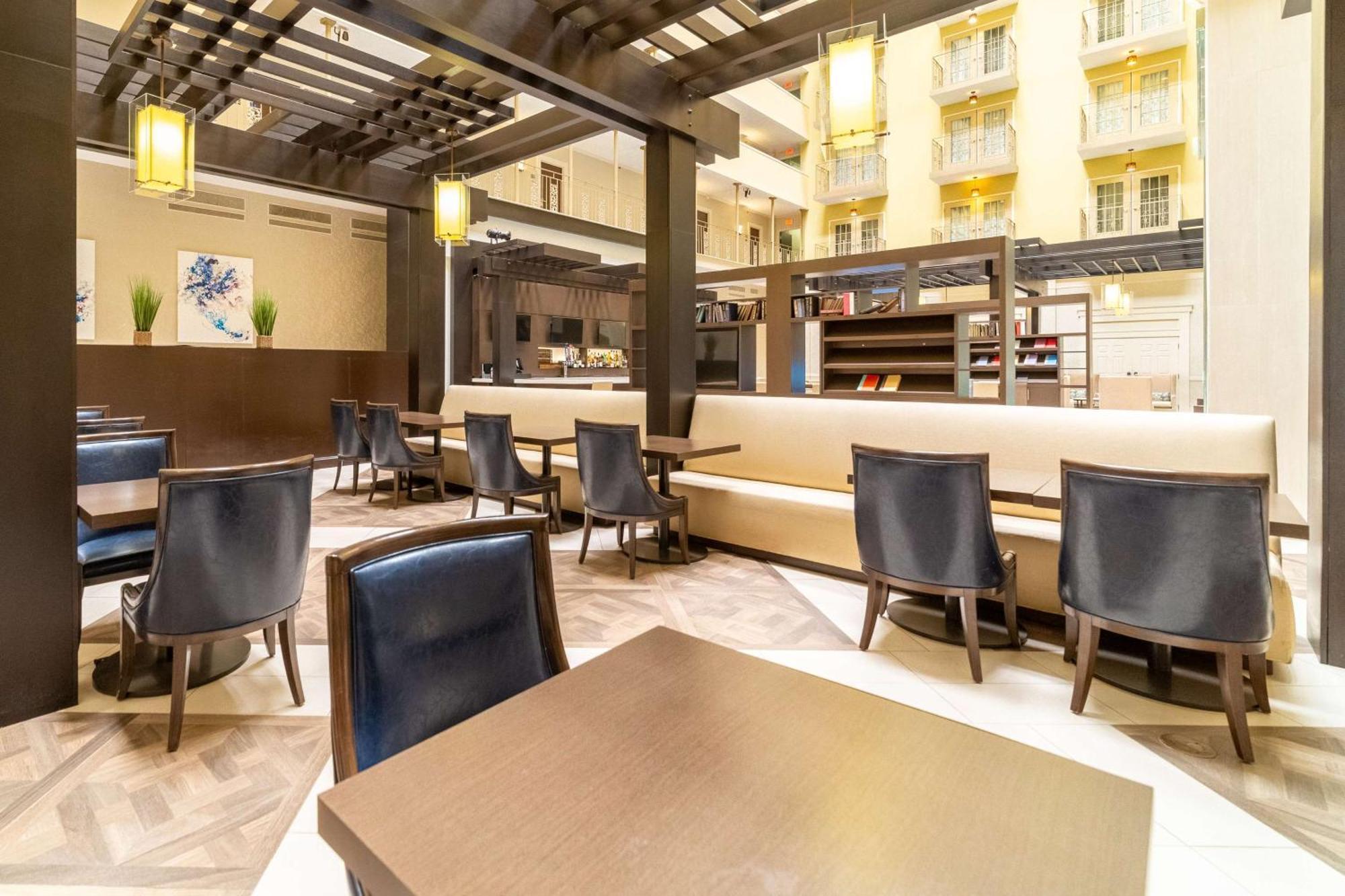 Doubletree Suites By Hilton At The Battery Atlanta Smyrna Zewnętrze zdjęcie